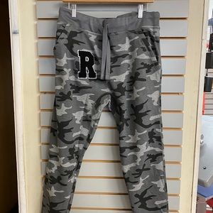Re’up joggers set